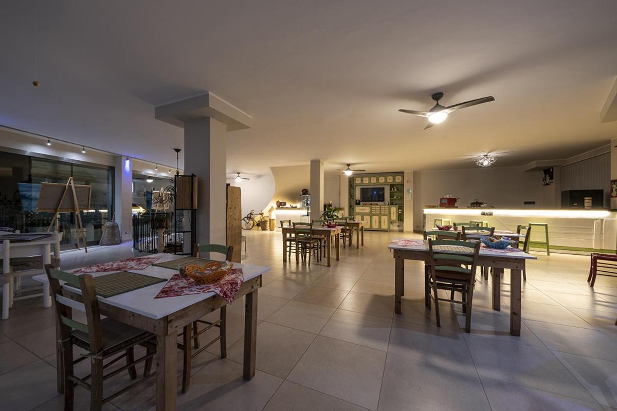 Adua Art Bed & Breakfast Castrignano del Capo Luaran gambar