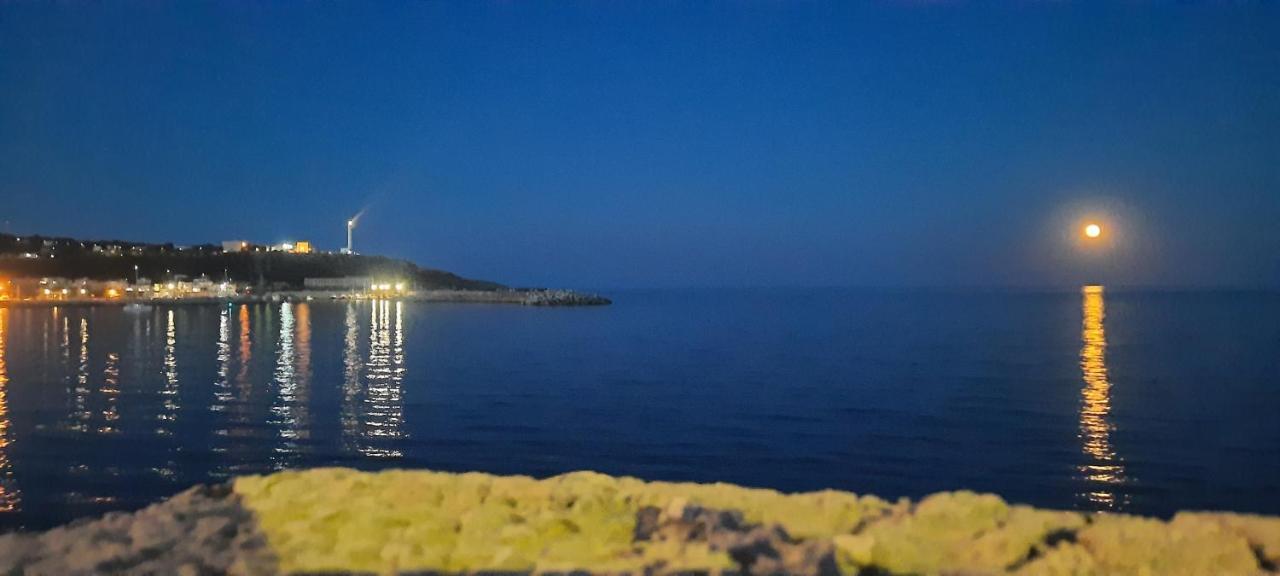 Adua Art Bed & Breakfast Castrignano del Capo Luaran gambar