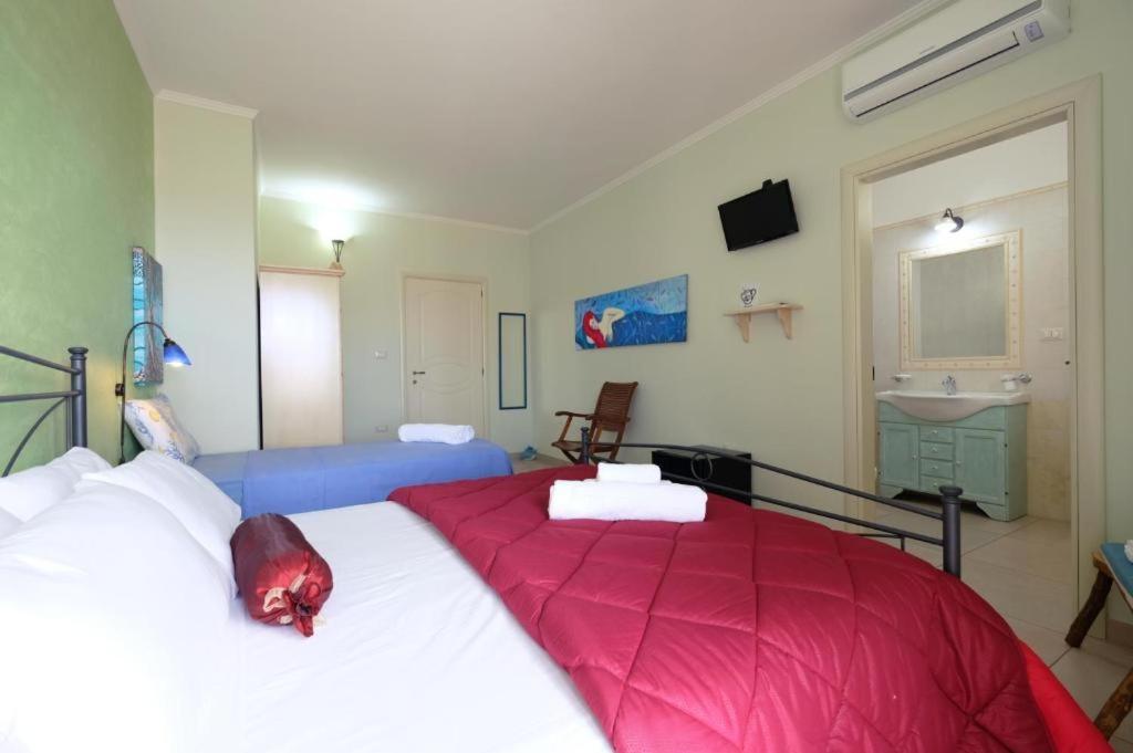Adua Art Bed & Breakfast Castrignano del Capo Luaran gambar