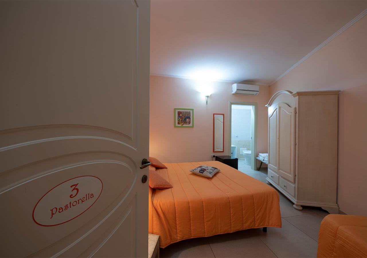 Adua Art Bed & Breakfast Castrignano del Capo Luaran gambar
